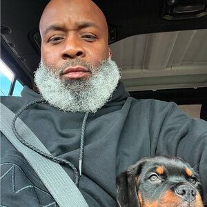 Meet your Posher, Marc